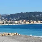 A 50 Metres De La Plage Et De La Promenade Des Anglais